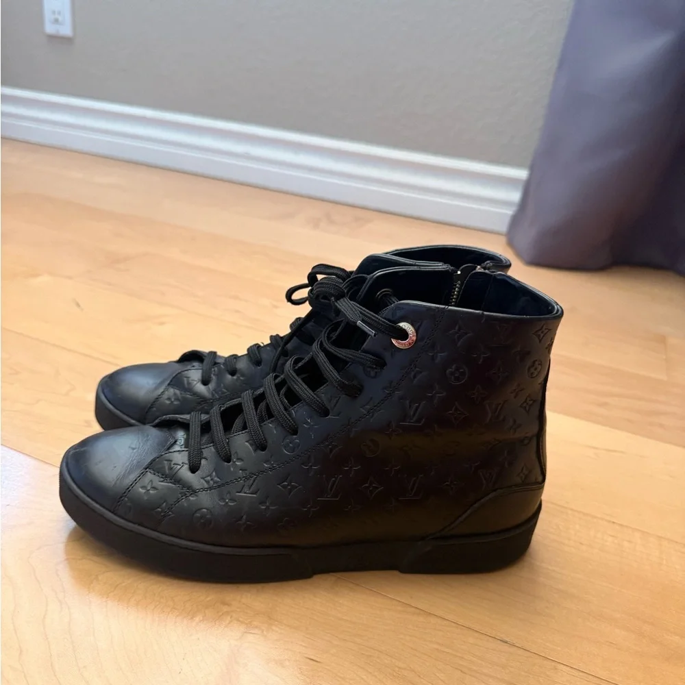 Louis Vuitton Monogram Black Leather Sneakers - Picture 3 of 7